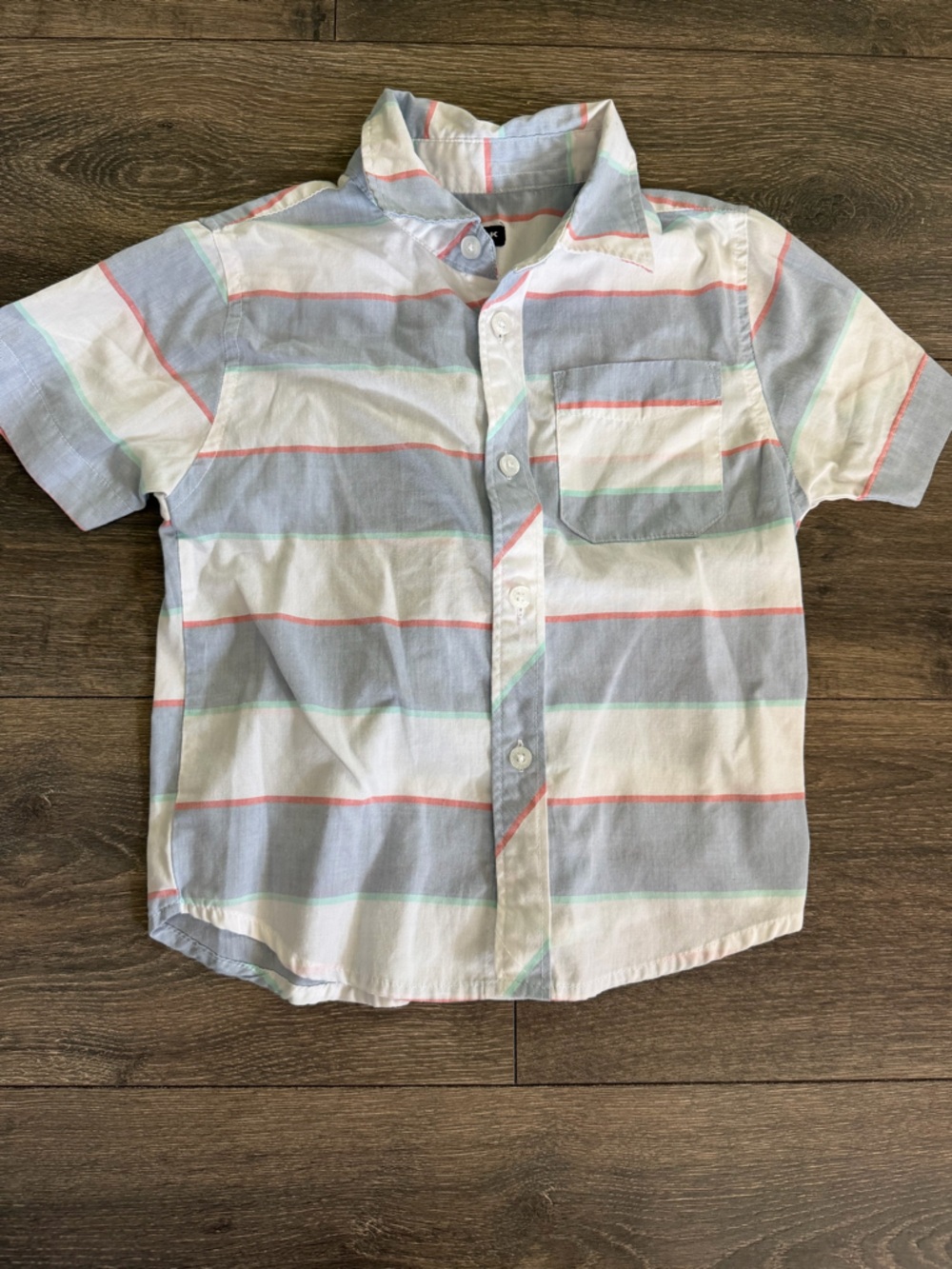 Sz 5 Casual Short Sleeve Button-Up Shirt — Pastel Stripe